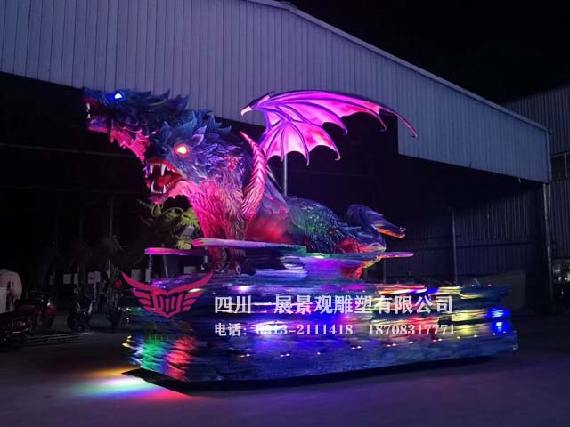 雙頭狼花車(chē)（玻璃鋼雕塑制作）